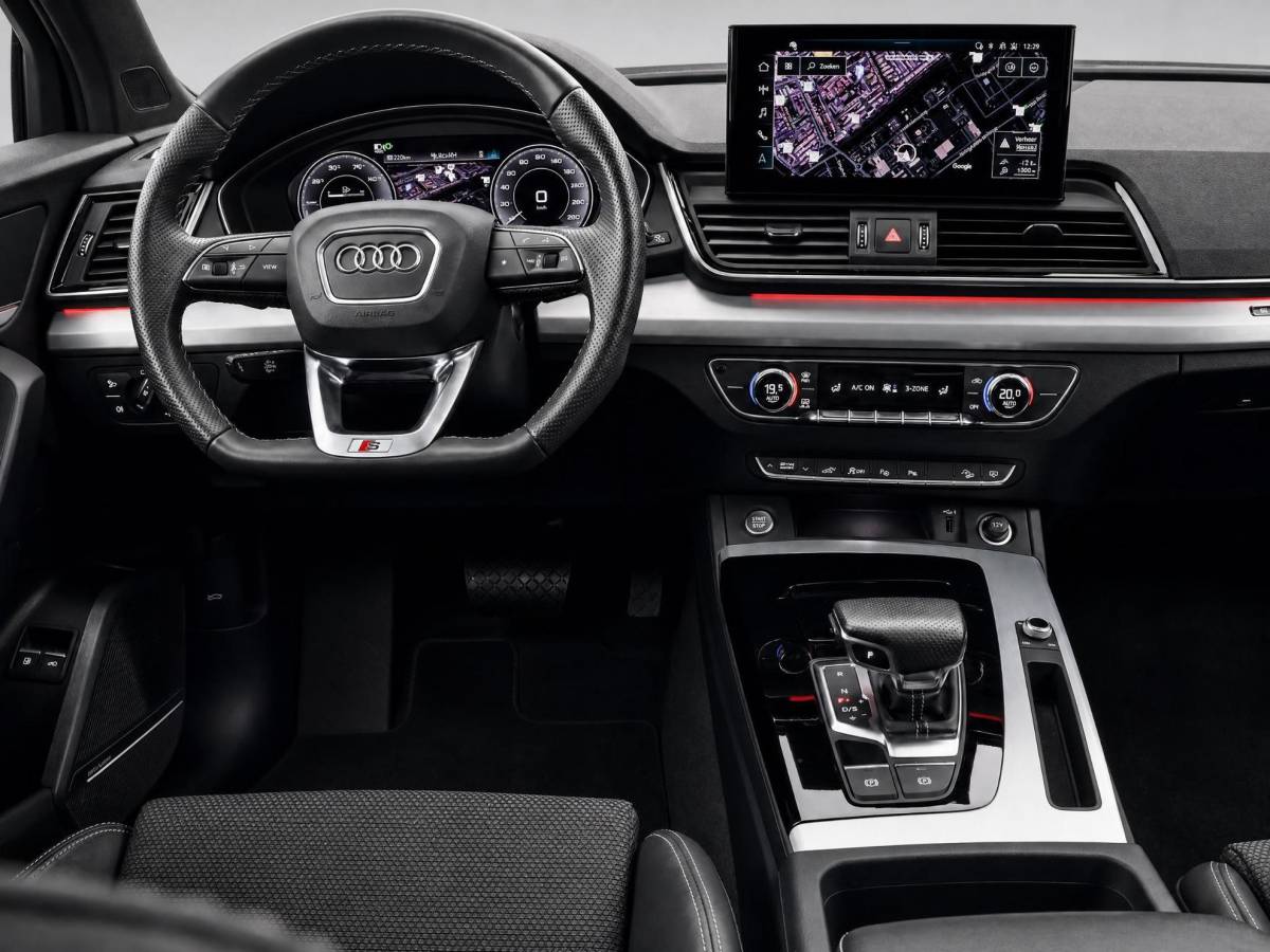Audi Q5 Audi Q5 Sportback 55 TFSIe 367pk S-tronic S edition · Panoramadak · 360 Camera · Elek. Achterklep · Apple/Android Car Play · Navigatie · 20” Inch ·