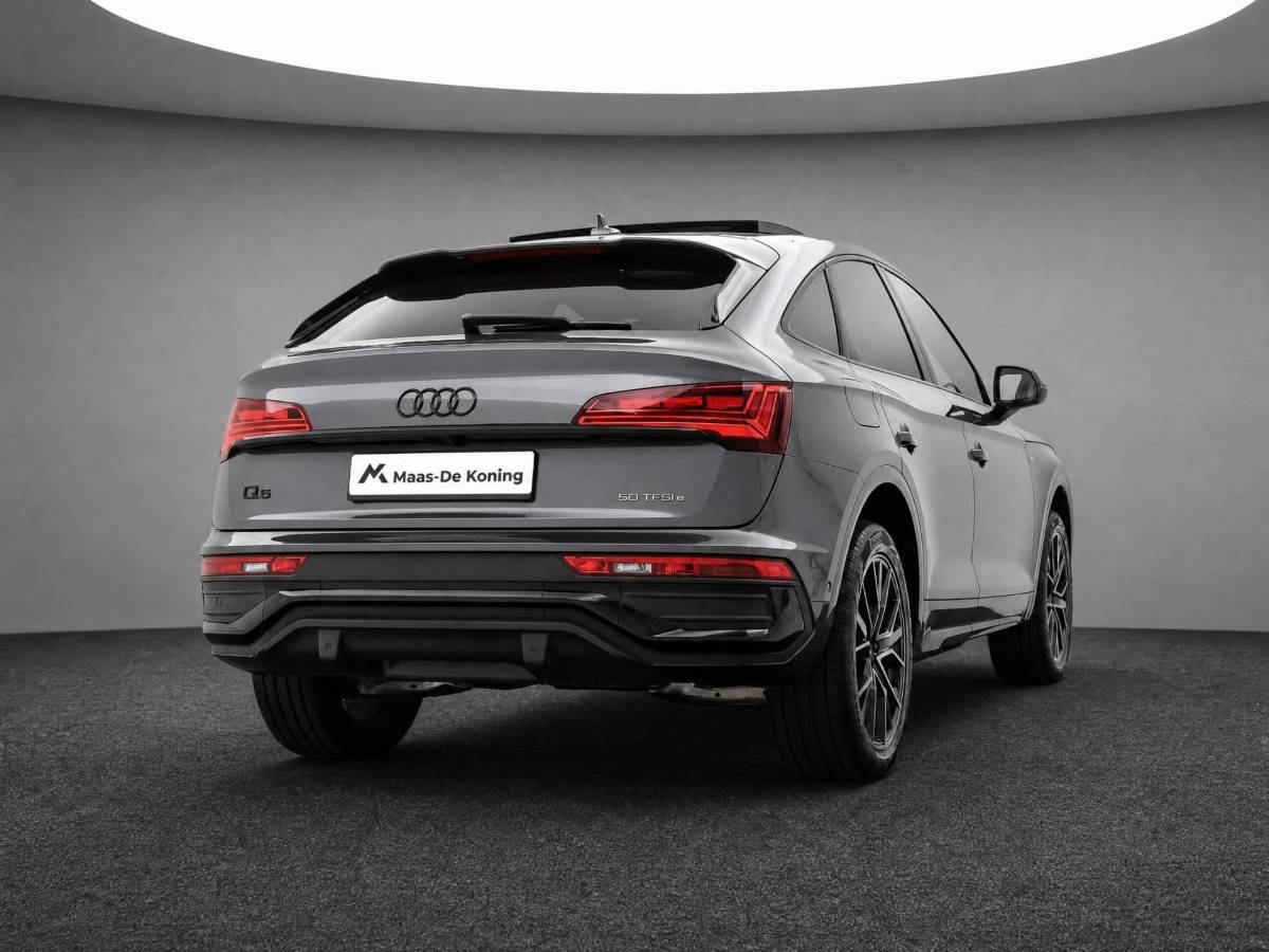 Audi Q5 Audi Q5 Sportback 55 TFSIe 367pk S-tronic S edition · Panoramadak · 360 Camera · Elek. Achterklep · Apple/Android Car Play · Navigatie · 20” Inch ·