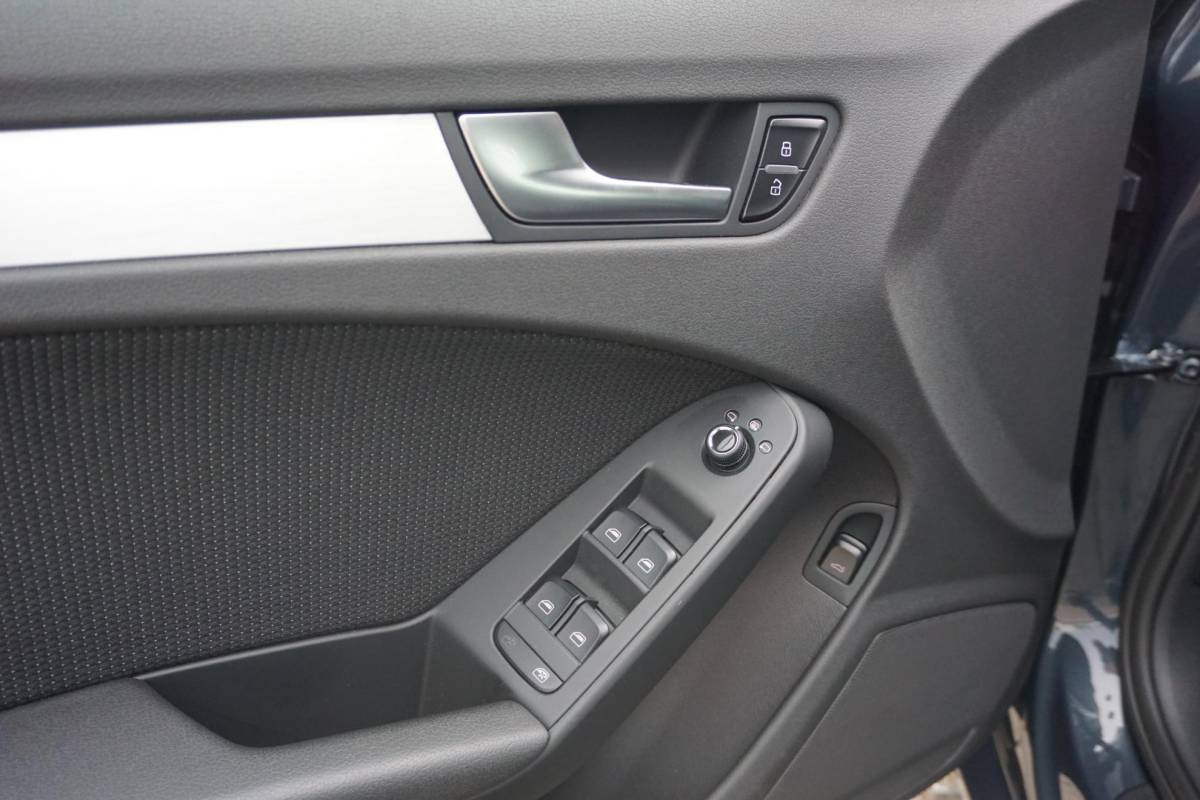 Audi A4 Audi A4 Limousine 1.8 TFSI Pro Line S | CARPLAY | S-Line