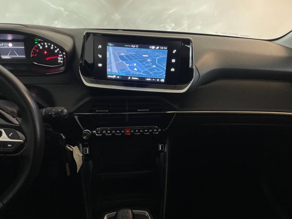 Peugeot 208 Peugeot 208 1.2 PureTech Active AIRCO NAVI CRUISE APPLE CARPLAY BLUETOOTH MULTI STUUR PDC ZEER NETTE AUTO