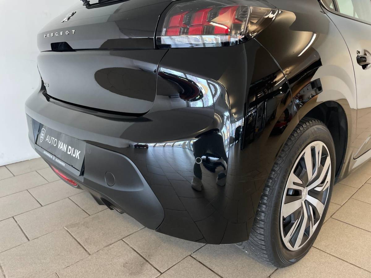 Peugeot 208 Peugeot 208 1.2 PureTech Active AIRCO NAVI CRUISE APPLE CARPLAY BLUETOOTH MULTI STUUR PDC ZEER NETTE AUTO
