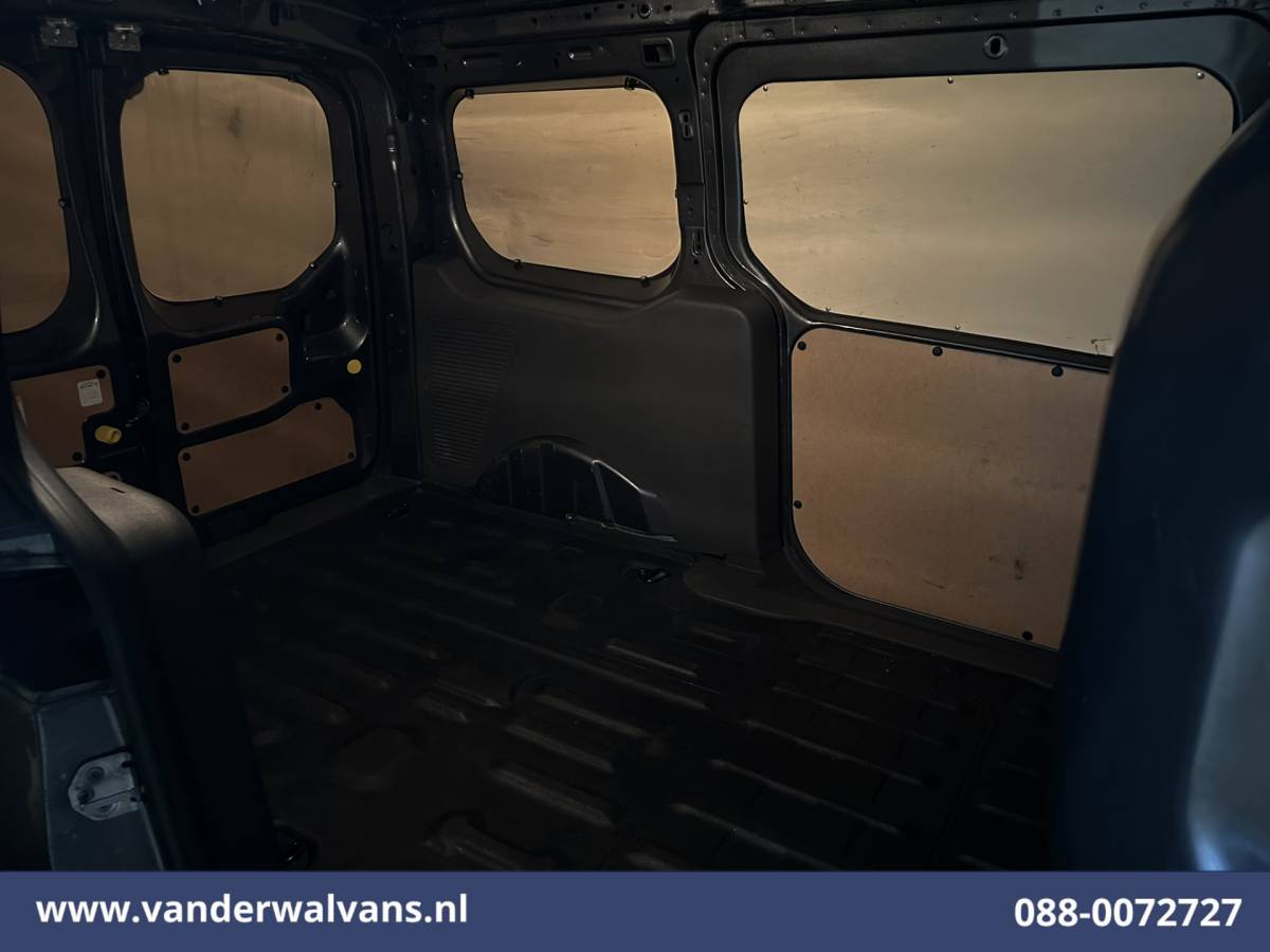 Ford Transit Connect Ford Transit Connect 1.5 EcoBlue 100pk L2H1 Euro6 Airco | Camera | Navigatie | Apple Carplay | Android Auto Parkeersensoren, Verwarmde Voorruit