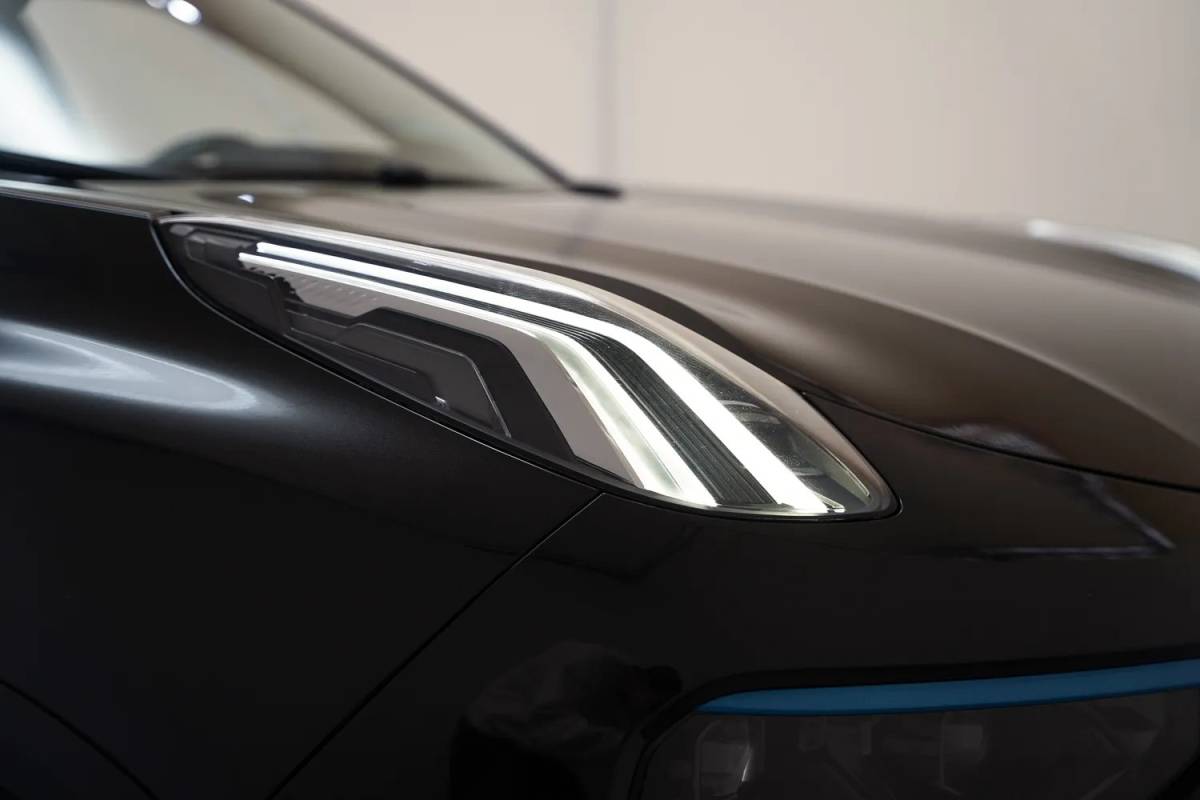 Lynk & Co 01 Lynk & Co 01 1.5 PHEV [ Panorama Navi 360°-Camera Keyless ]