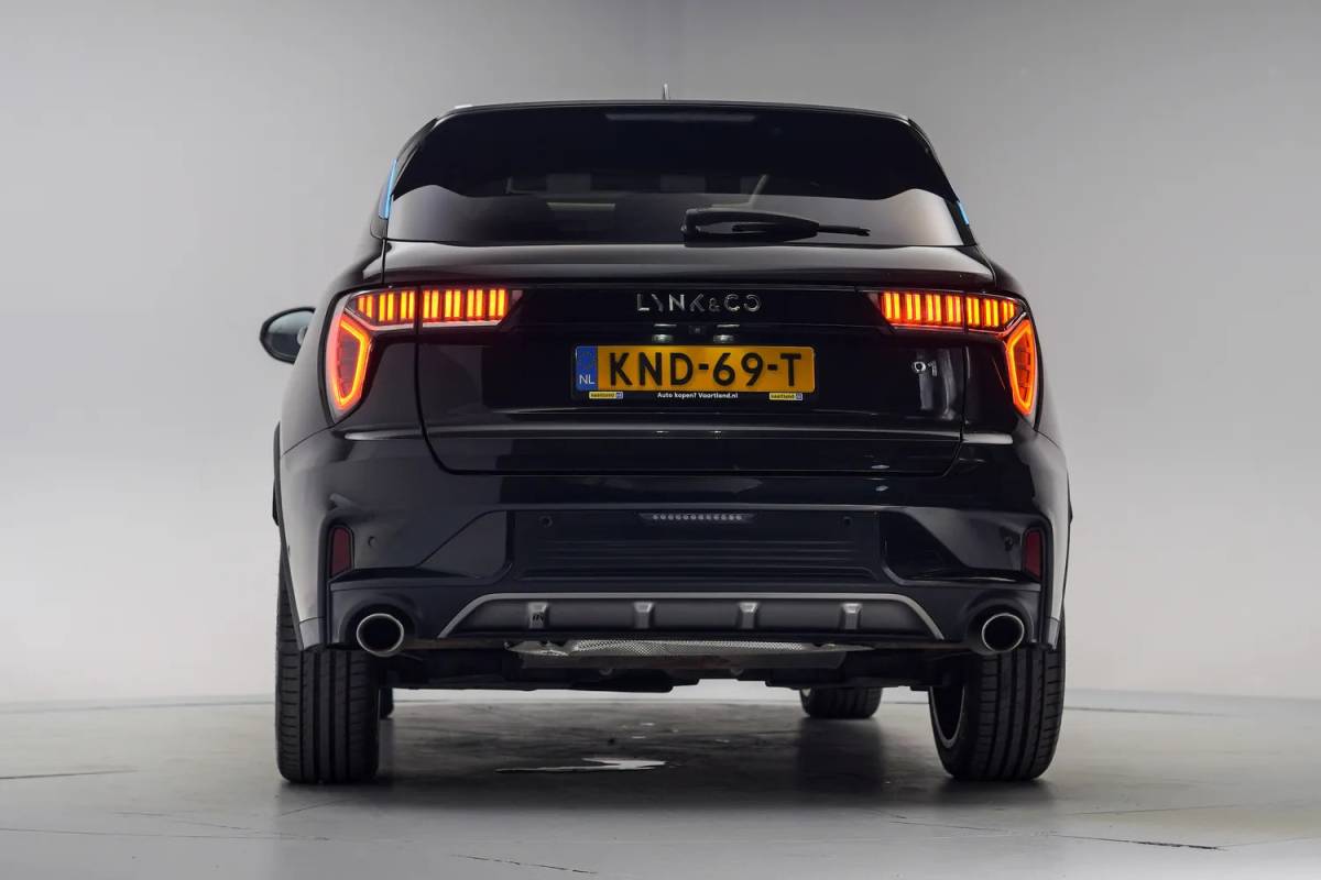 Lynk & Co 01 Lynk & Co 01 1.5 PHEV [ Panorama Navi 360°-Camera Keyless ]