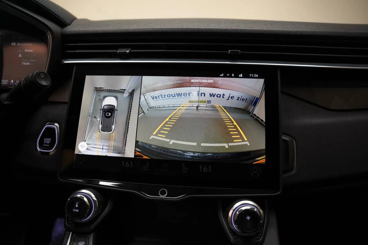 Lynk & Co 01 Lynk & Co 01 1.5 PHEV [ Panorama Navi 360°-Camera Keyless ]