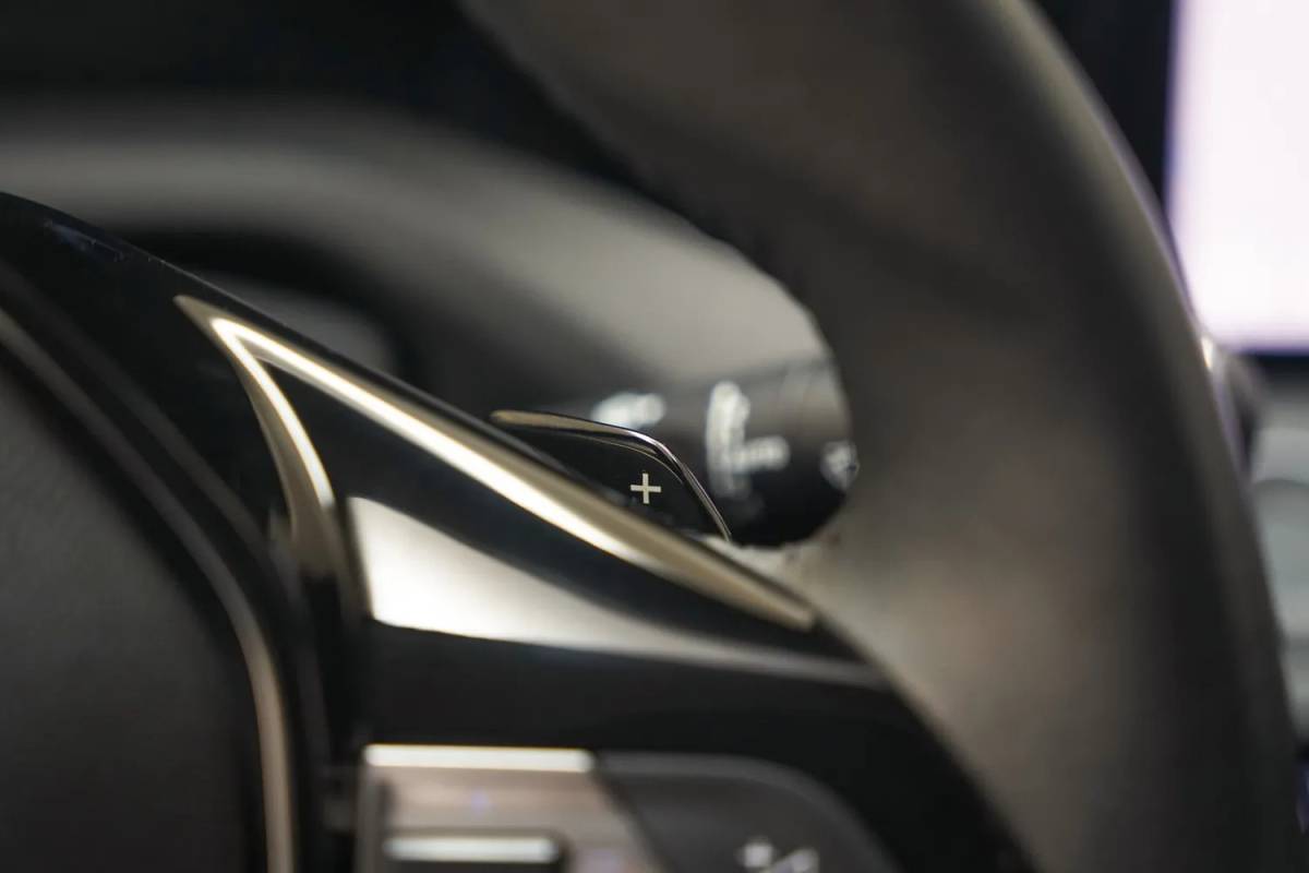 Peugeot 308 Peugeot 308 1.6 Plug-in Hybrid 180 Active [ LED Navi PDC ]