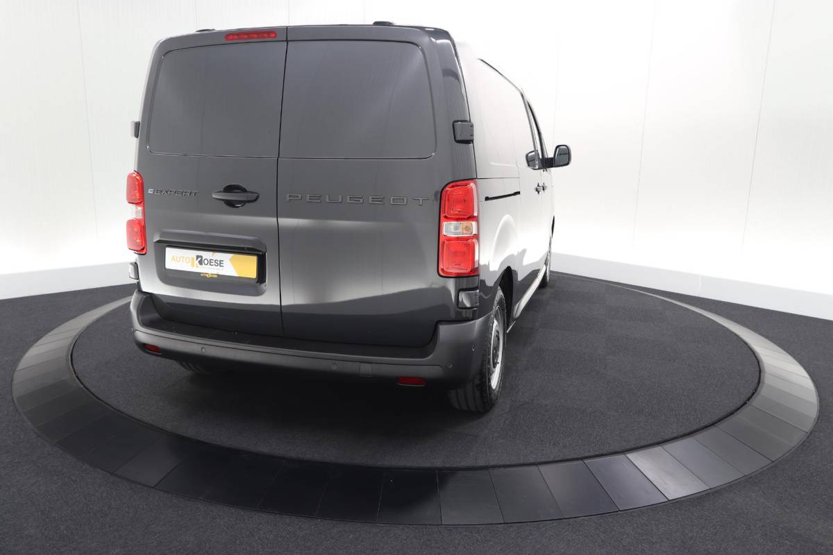 Peugeot e-Expert Peugeot e-Expert EV L2 75 kWh | Camera | Betimmering Laadruimte | Dodehoekdetectie | Apple Carplay