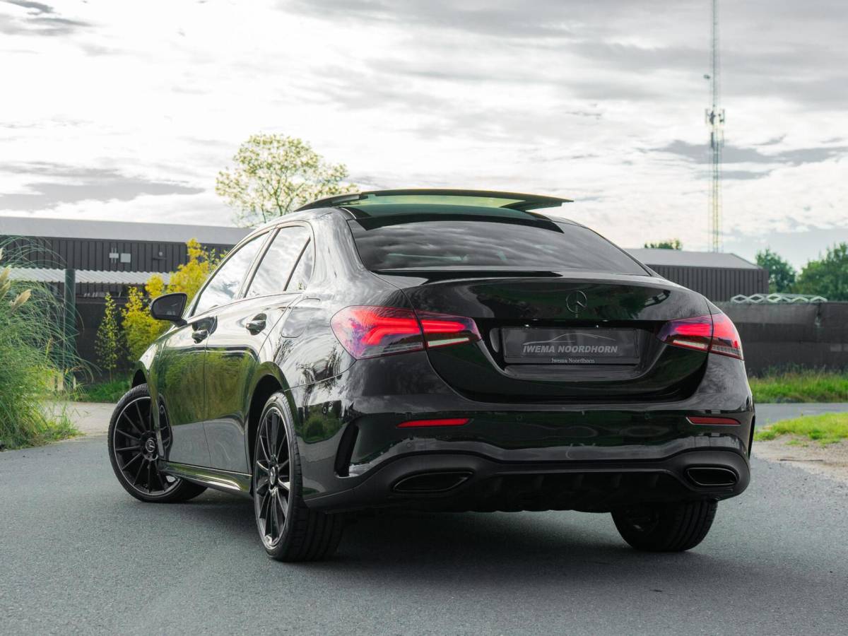 Mercedes-Benz A-Klasse Mercedes A-klasse 250 e Limousine AMG|Panoramadak|Burmester®|Camera 360°|Sterrenhemel|Stoel verwarming|Multibeam