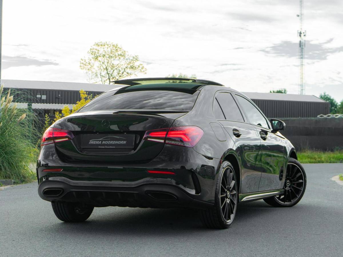 Mercedes-Benz A-Klasse Mercedes A-klasse 250 e Limousine AMG|Panoramadak|Burmester®|Camera 360°|Sterrenhemel|Stoel verwarming|Multibeam