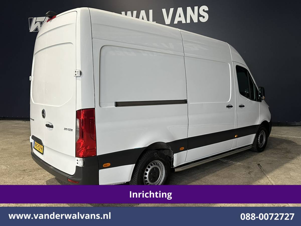 Mercedes-Benz Sprinter Mercedes-Benz Sprinter 311 CDI L2H2 Inrichting Oprijplaat Euro6 Airco | Omvormer | Camera | Apple Carplay | Compressor Android Auto, Sidebars