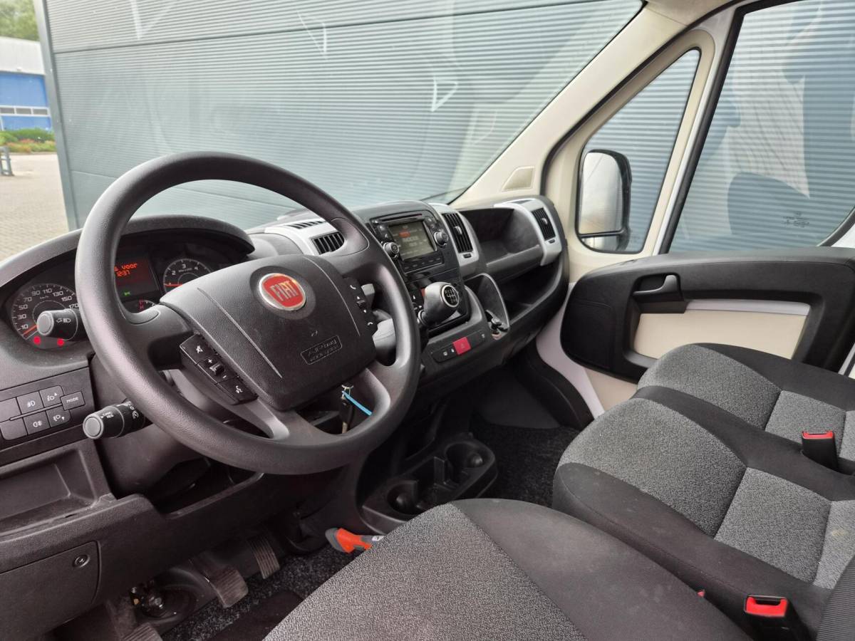 Fiat Ducato Fiat Ducato 2.3 MultiJet L3H2 Airco Camera Navi 130 PK