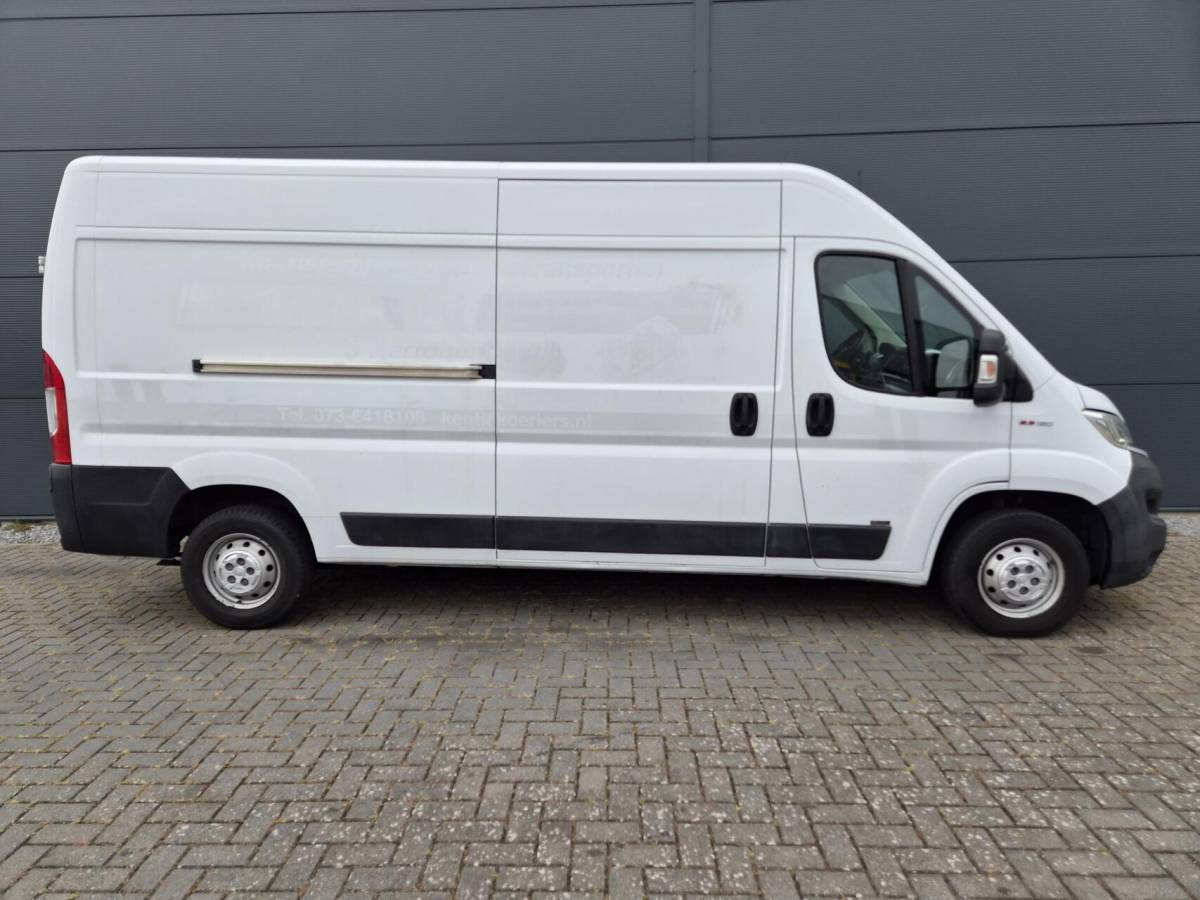 Fiat Ducato Fiat Ducato 2.3 MultiJet L3H2 Airco Camera Navi 130 PK