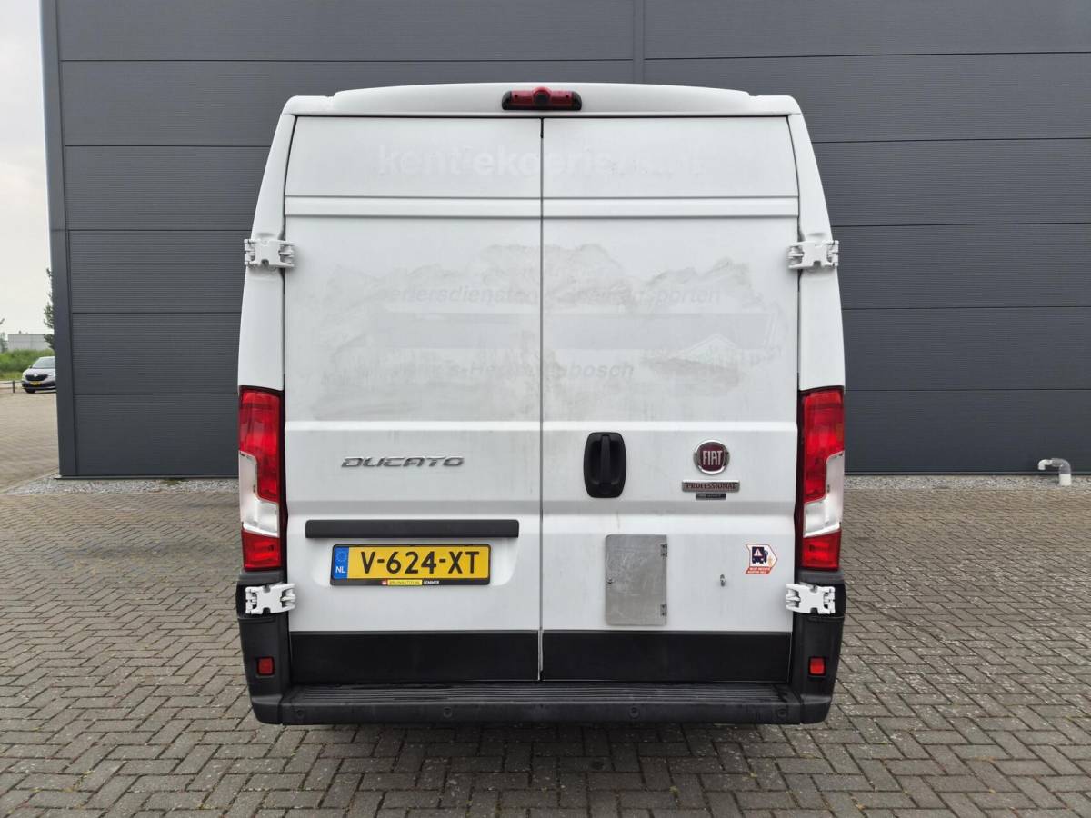 Fiat Ducato Fiat Ducato 2.3 MultiJet L3H2 Airco Camera Navi 130 PK