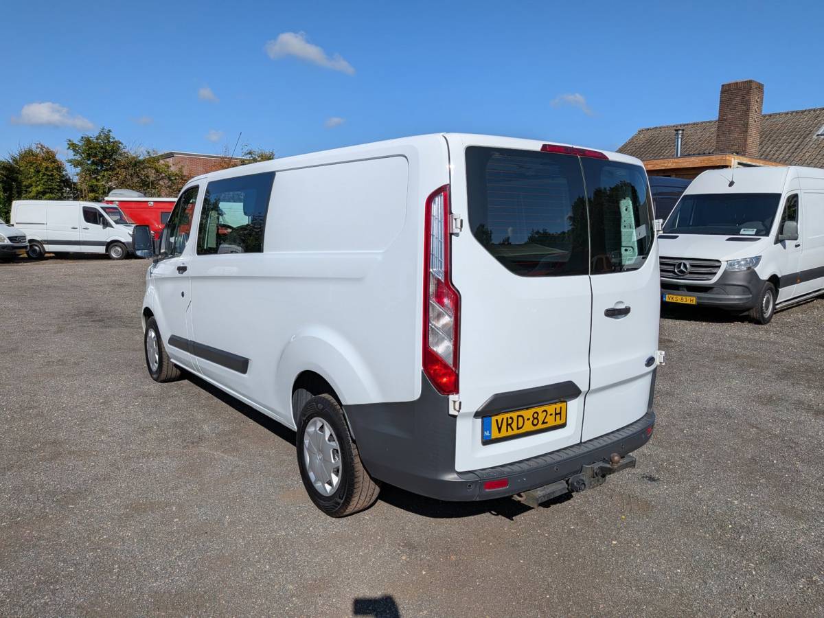 Ford Transit Custom Ford Transit Custom 290 2.0 TDCI EURO 6 L2H1 Ambiente DC Airco / Cruise / Navi