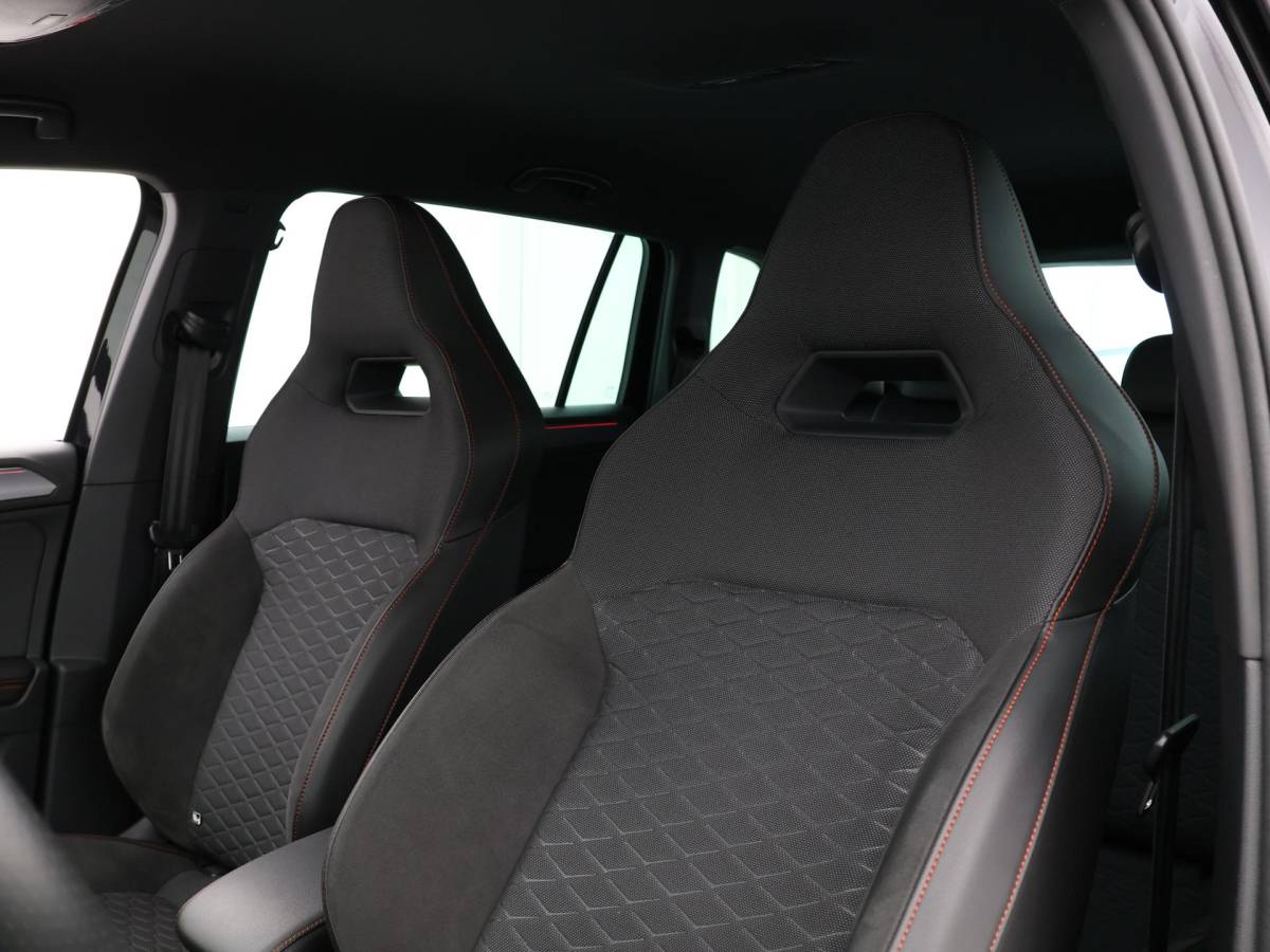SEAT Tarraco SEAT Tarraco 1.4 TSI e-Hybrid PHEV 245pk DSG FR Business · 360 Camera · Inklap. Trekhaak · Keyless · Elek. Achterklep · Elek. Stoel + Geheugen · Parkeer Assistent ·