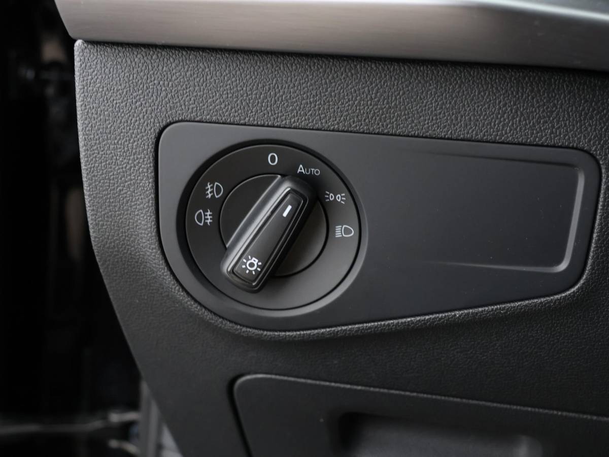 SEAT Tarraco SEAT Tarraco 1.4 TSI e-Hybrid PHEV 245pk DSG FR Business · 360 Camera · Inklap. Trekhaak · Keyless · Elek. Achterklep · Elek. Stoel + Geheugen · Parkeer Assistent ·