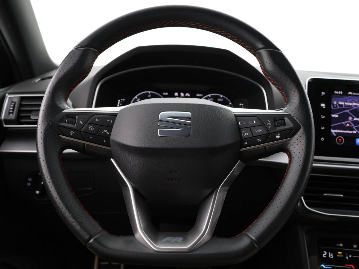 SEAT Tarraco SEAT Tarraco 1.4 TSI e-Hybrid PHEV 245pk DSG FR Business · 360 Camera · Inklap. Trekhaak · Keyless · Elek. Achterklep · Elek. Stoel + Geheugen · Parkeer Assistent ·