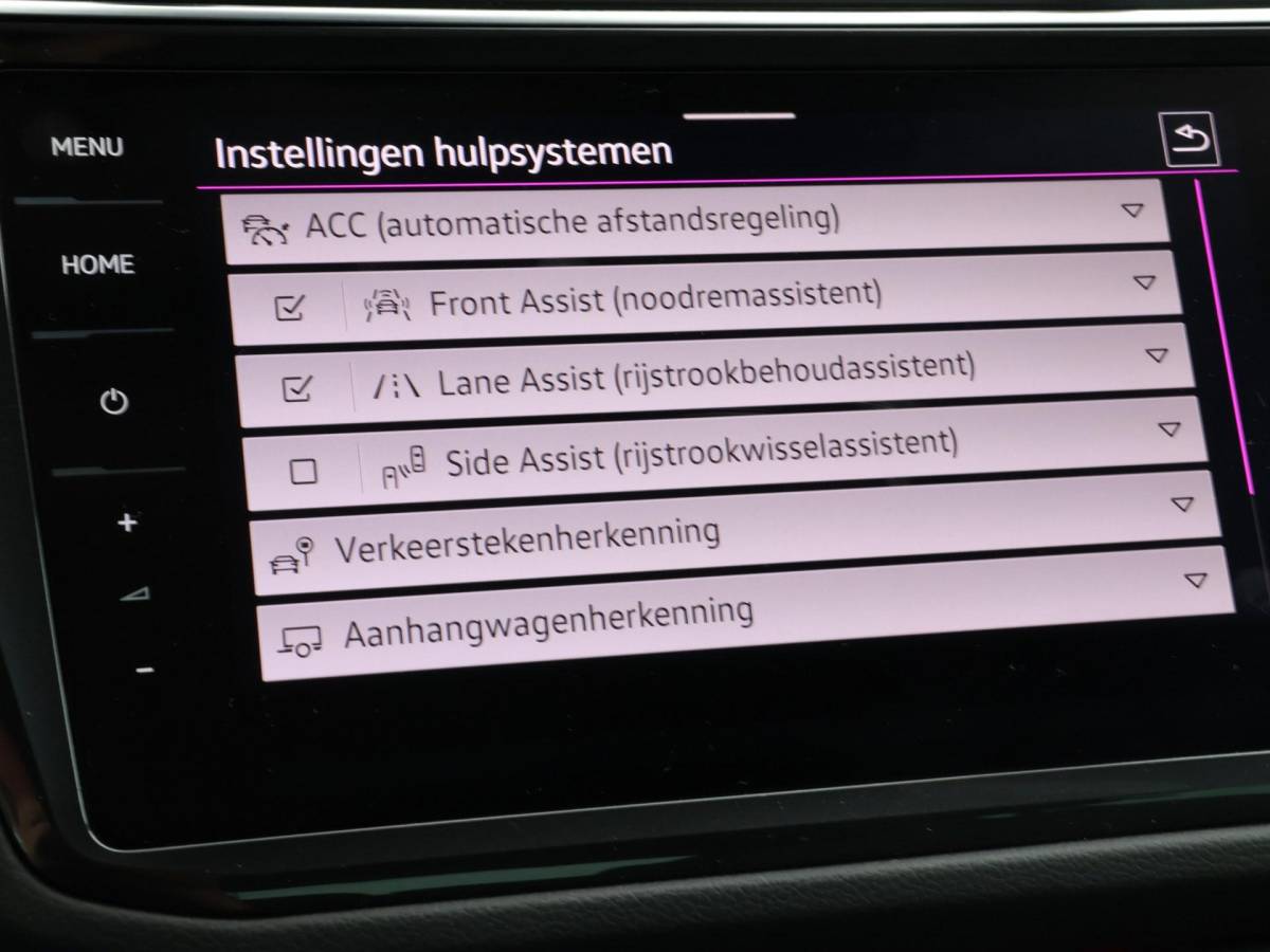 Volkswagen Tiguan Volkswagen Tiguan 1.4 TSI eHybrid 245pk DSG R-Line Business · Camera · Inklap. Trekhaak · Dodehoeksensor · Parkeer Assistent · Stuur- & Stoelverwarming · 19″Velgen ·