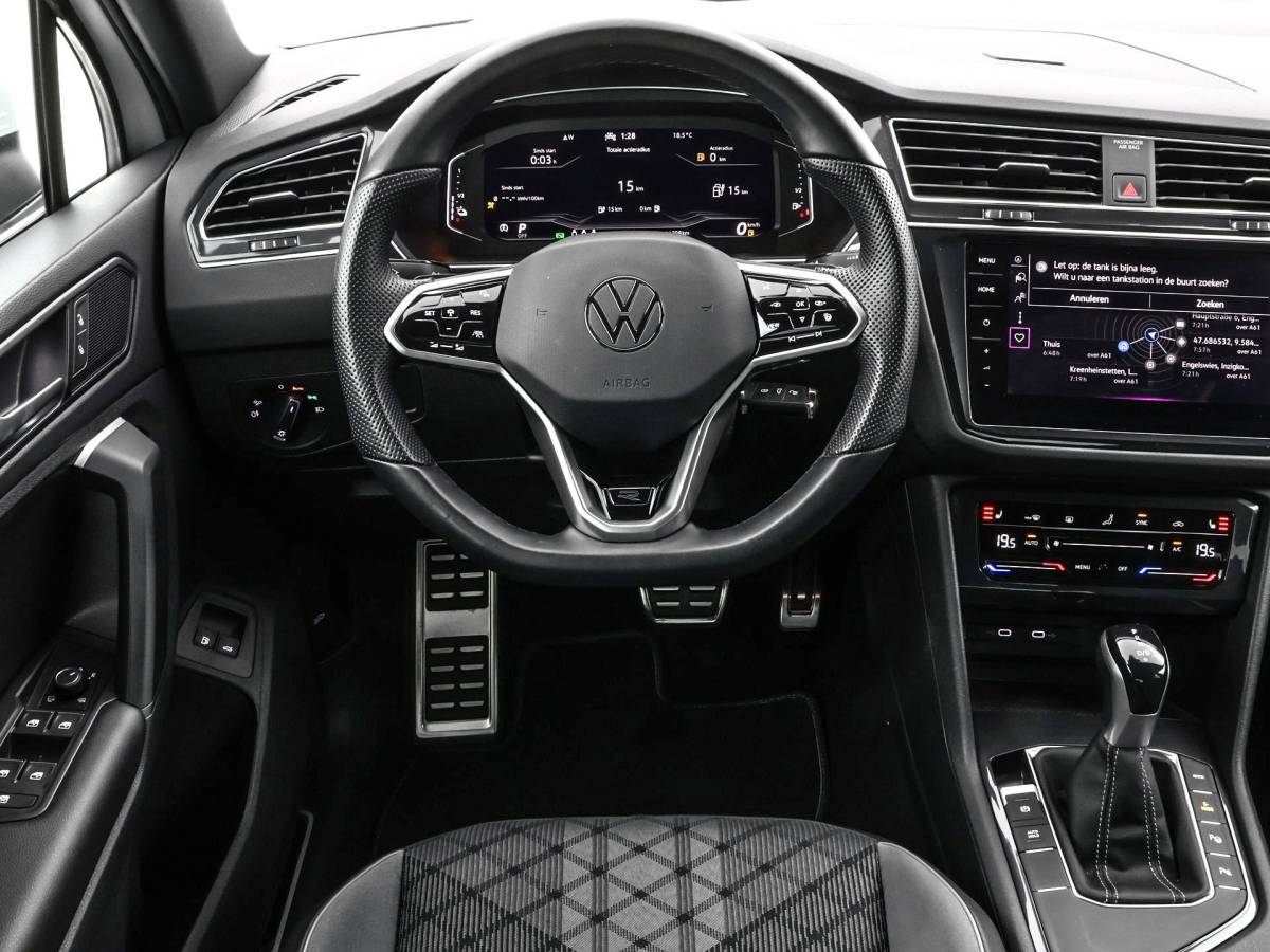 Volkswagen Tiguan Volkswagen Tiguan 1.4 TSI eHybrid 245pk DSG R-Line Business · Camera · Inklap. Trekhaak · Dodehoeksensor · Parkeer Assistent · Stuur- & Stoelverwarming · 19″Velgen ·