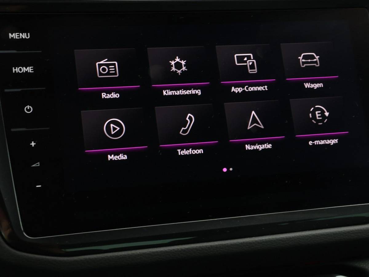 Volkswagen Tiguan Volkswagen Tiguan 1.4 TSI eHybrid 245pk DSG R-Line Business · Camera · Inklap. Trekhaak · Dodehoeksensor · Parkeer Assistent · Stuur- & Stoelverwarming · 19″Velgen ·