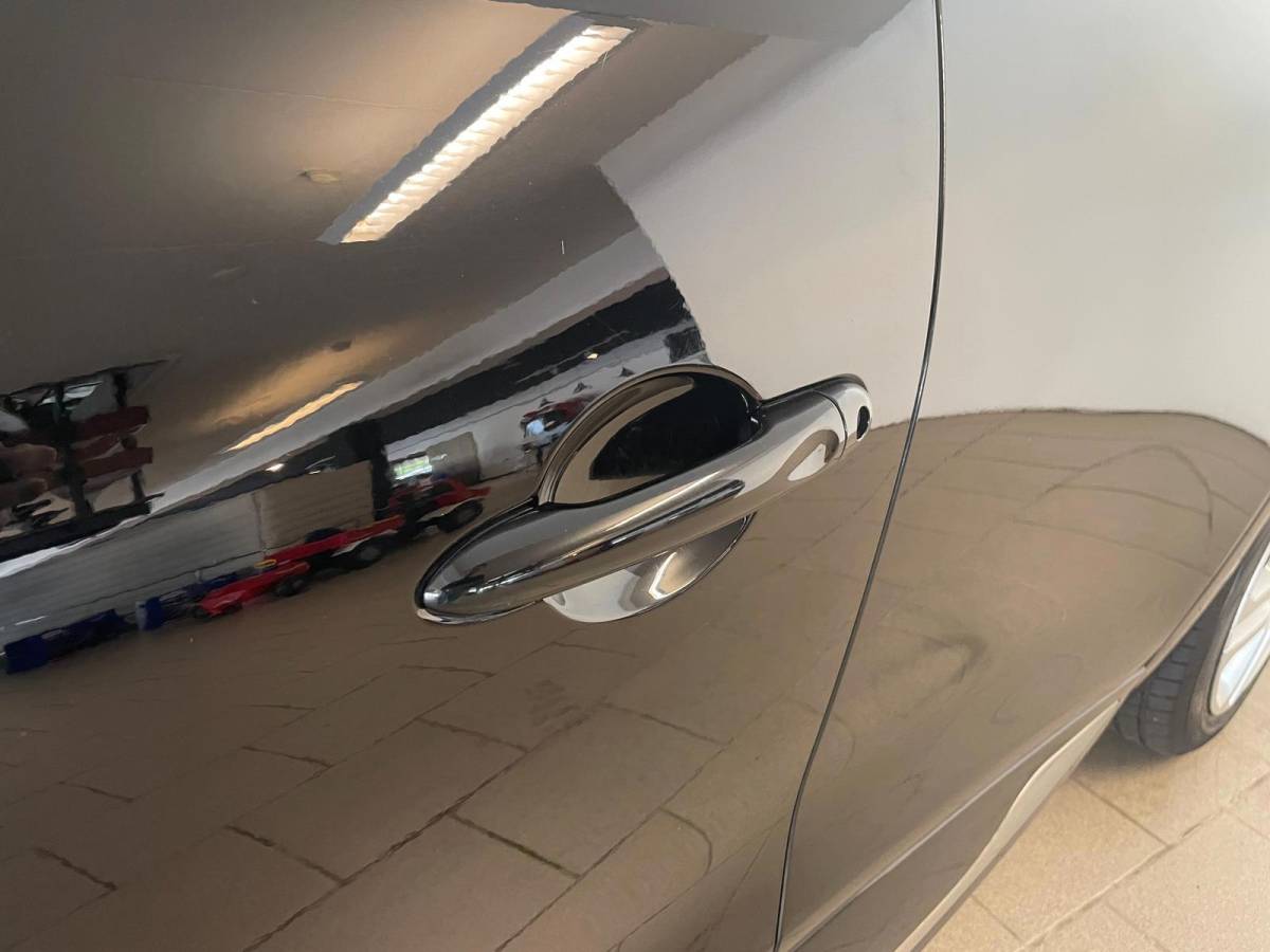 Renault Clio Renault Clio Estate 0.9 TCe Limited AIRCO NAVI CRUISE STOELVERW TREKHAAK NETTE AUTO