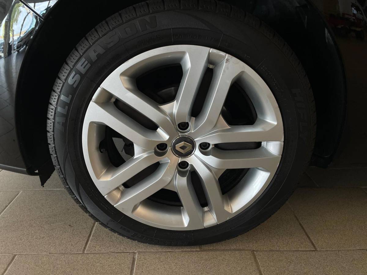 Renault Clio Renault Clio Estate 0.9 TCe Limited AIRCO NAVI CRUISE STOELVERW TREKHAAK NETTE AUTO