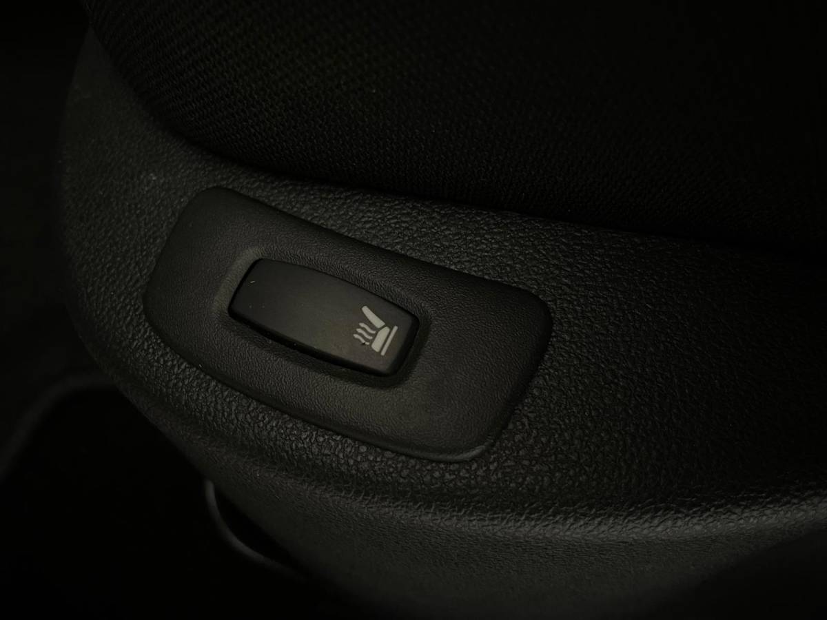 Renault Clio Renault Clio Estate 0.9 TCe Limited AIRCO NAVI CRUISE STOELVERW TREKHAAK NETTE AUTO