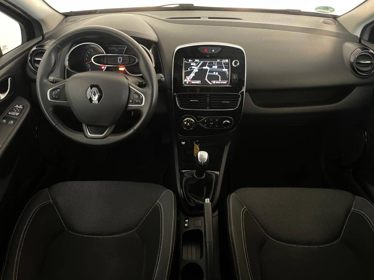 Renault Clio Renault Clio Estate 0.9 TCe Limited AIRCO NAVI CRUISE STOELVERW TREKHAAK NETTE AUTO
