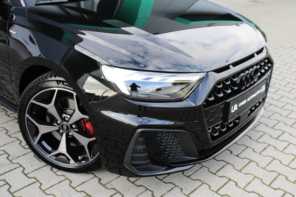 Audi A1 Sportback Audi A1 Sportback 40 TFSI COMPETITION | S LINE | SONOS | CAMERA | BLACK OPTIK | CARPLAY | 18″ | HALFLEDER | DODEHOEK | 5 JR GAR!