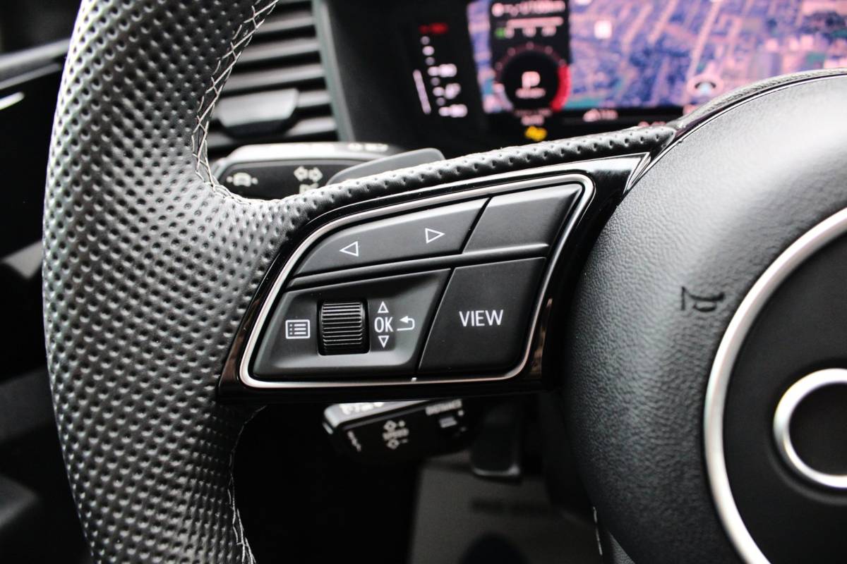 Audi A1 Sportback Audi A1 Sportback 40 TFSI COMPETITION | S LINE | SONOS | CAMERA | BLACK OPTIK | CARPLAY | 18″ | HALFLEDER | DODEHOEK | 5 JR GAR!