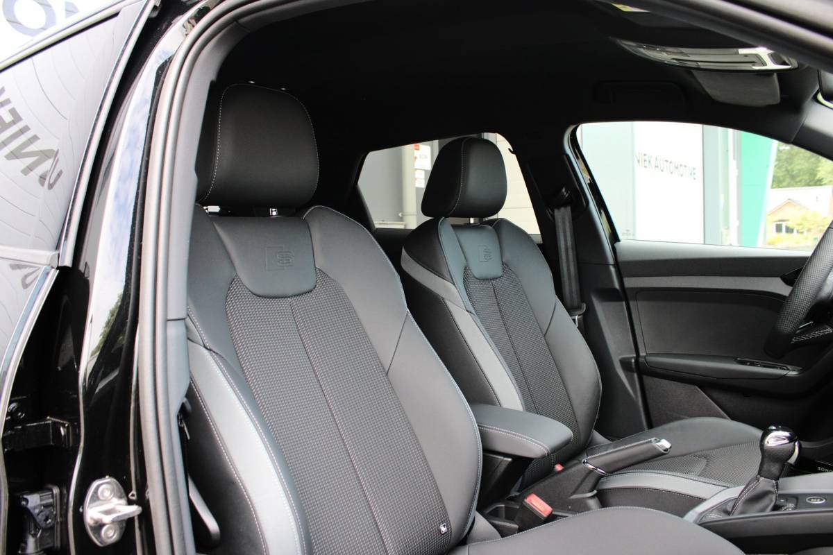 Audi A1 Sportback Audi A1 Sportback 40 TFSI COMPETITION | S LINE | SONOS | CAMERA | BLACK OPTIK | CARPLAY | 18″ | HALFLEDER | DODEHOEK | 5 JR GAR!