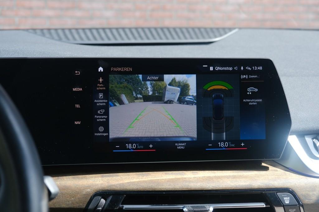 BMW 2 Serie BMW 2-Serie 218i 136pk Aut. Active Tourer Luxury Line | Navi | App Connect | Climate | Leder | Elektrische Achterklep | Camera | Sfeerverlichting | Cruise