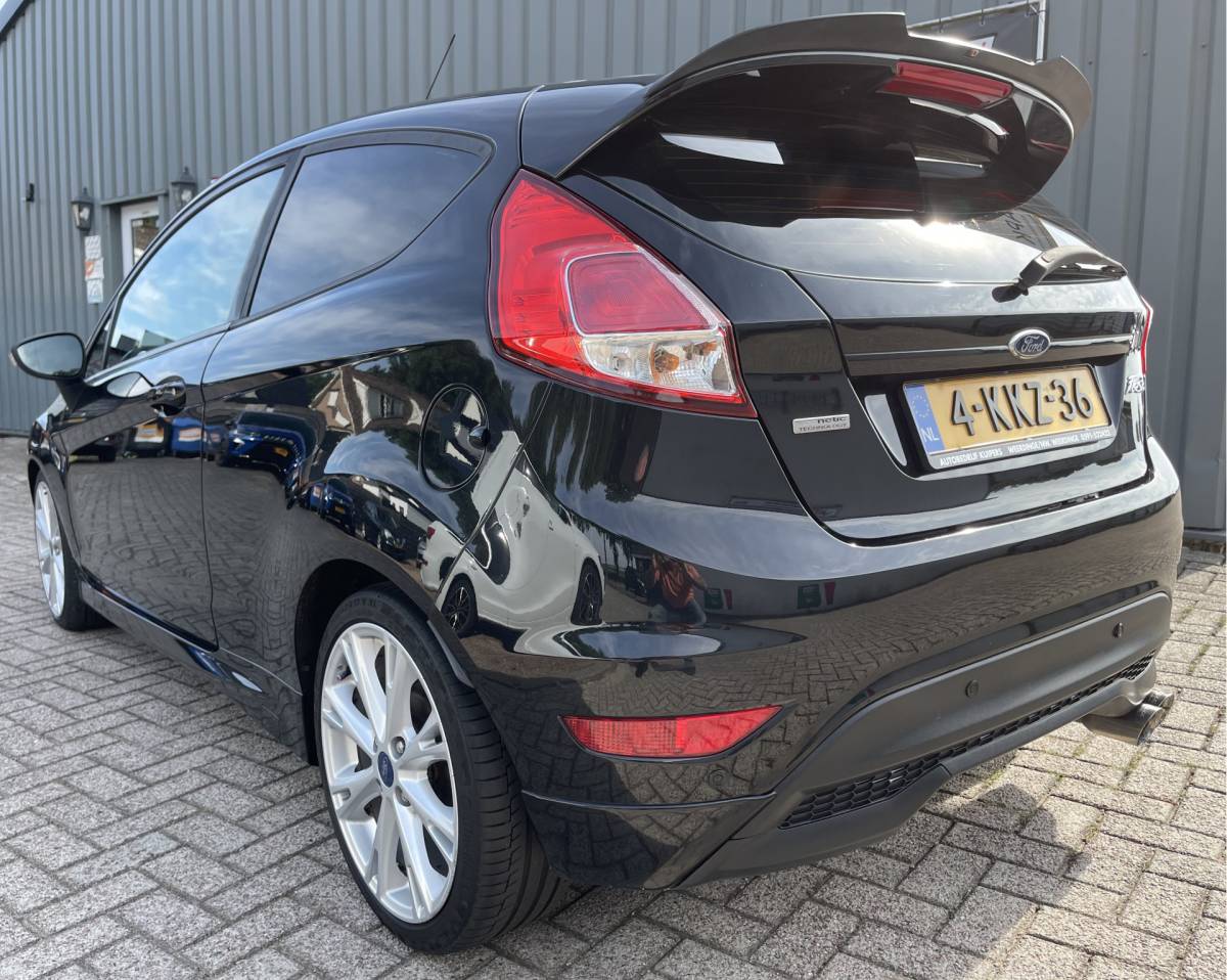 Ford Fiesta Ford Fiesta 1.0 EcoBoost Sport Airco.Cruise.Lm.velgen.Pdc.Miltec Uitlaat.Audio