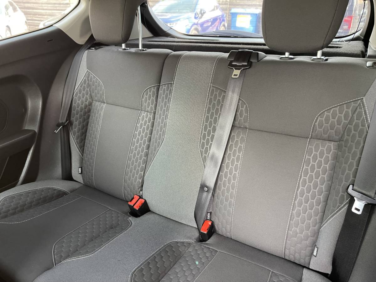 Ford Fiesta Ford Fiesta 1.0 EcoBoost Sport Airco.Cruise.Lm.velgen.Pdc.Miltec Uitlaat.Audio