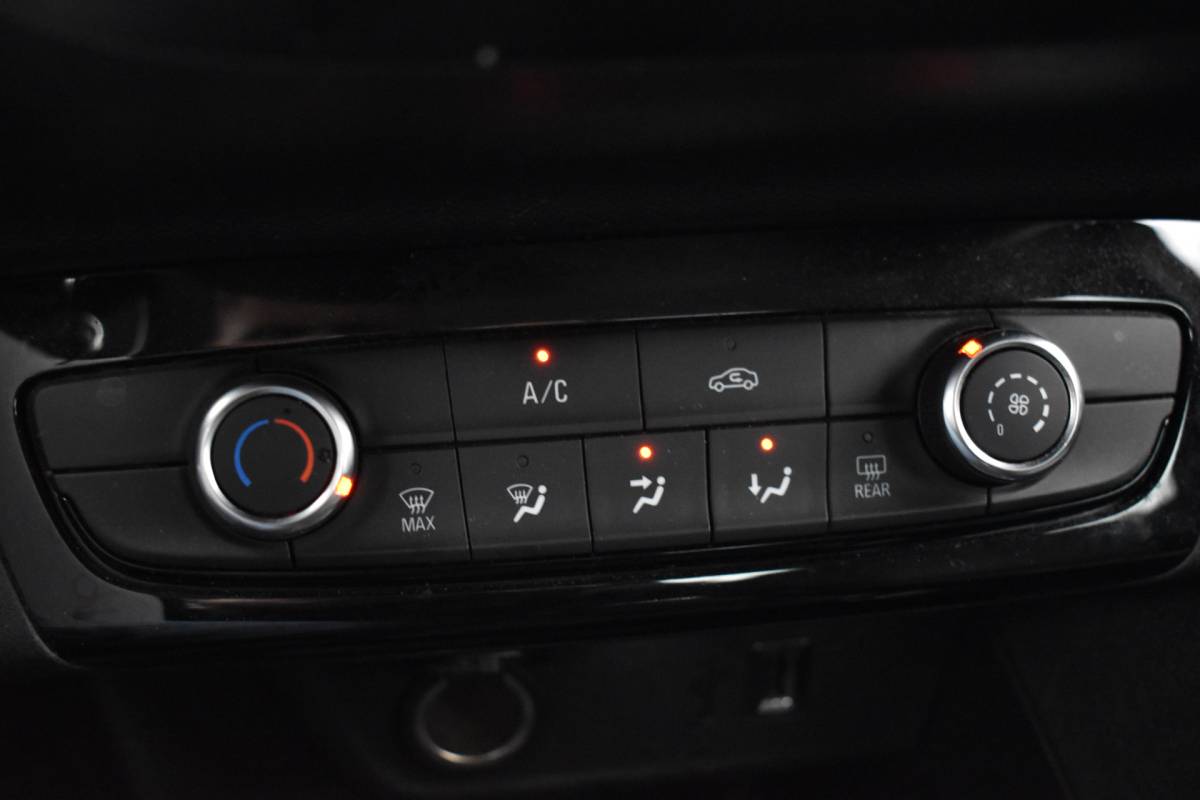 Opel Corsa Opel Corsa 1.2 EDITION CRUISE/AIRCO/CARPLAY