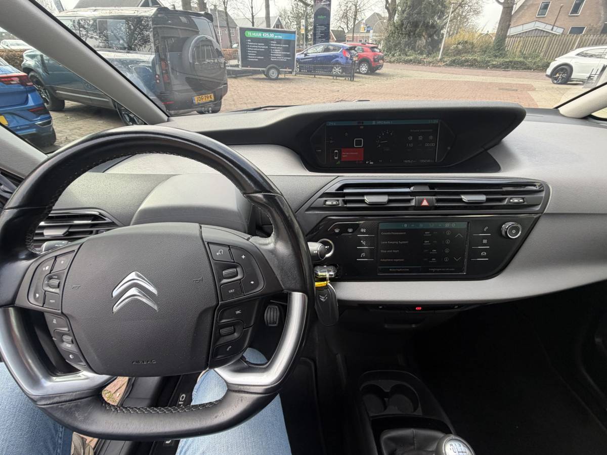 Citroën C4 Picasso Citroën C4 Picasso 1.2 PureTech Shine Bj 2017 Hoge Zit Dealer onderhouden mooie ruime auto