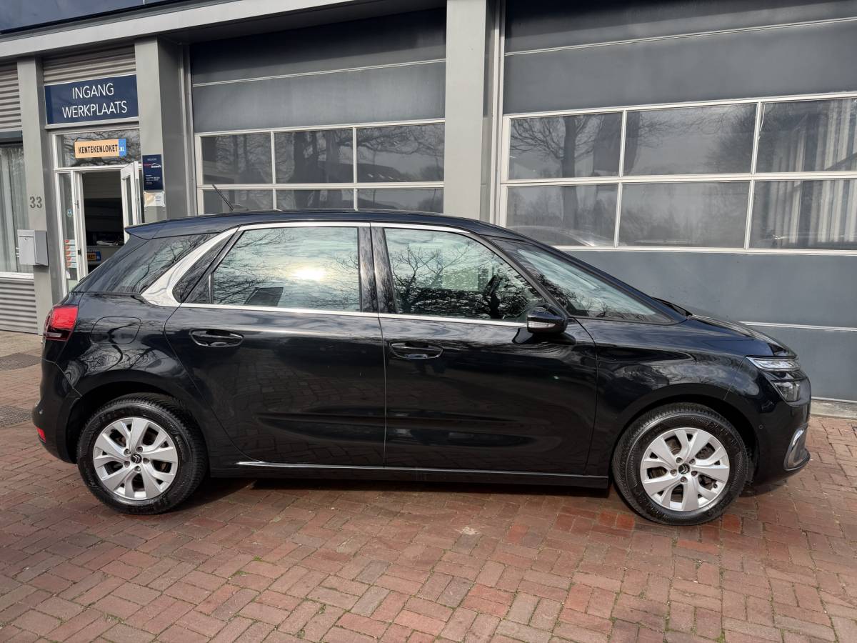 Citroën C4 Picasso Citroën C4 Picasso 1.2 PureTech Shine Bj 2017 Hoge Zit Dealer onderhouden mooie ruime auto