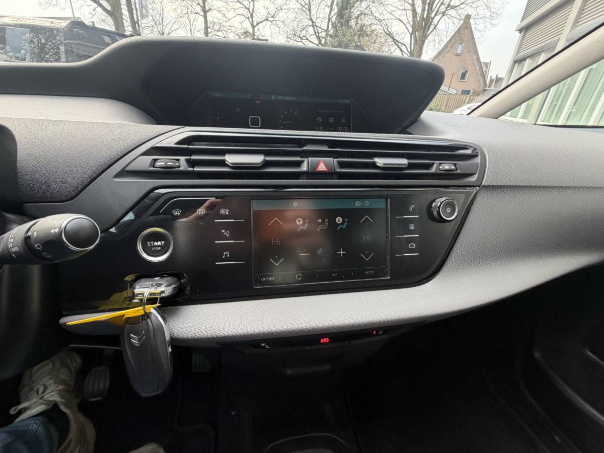 Citroën C4 Picasso Citroën C4 Picasso 1.2 PureTech Shine Bj 2017 Hoge Zit Dealer onderhouden mooie ruime auto