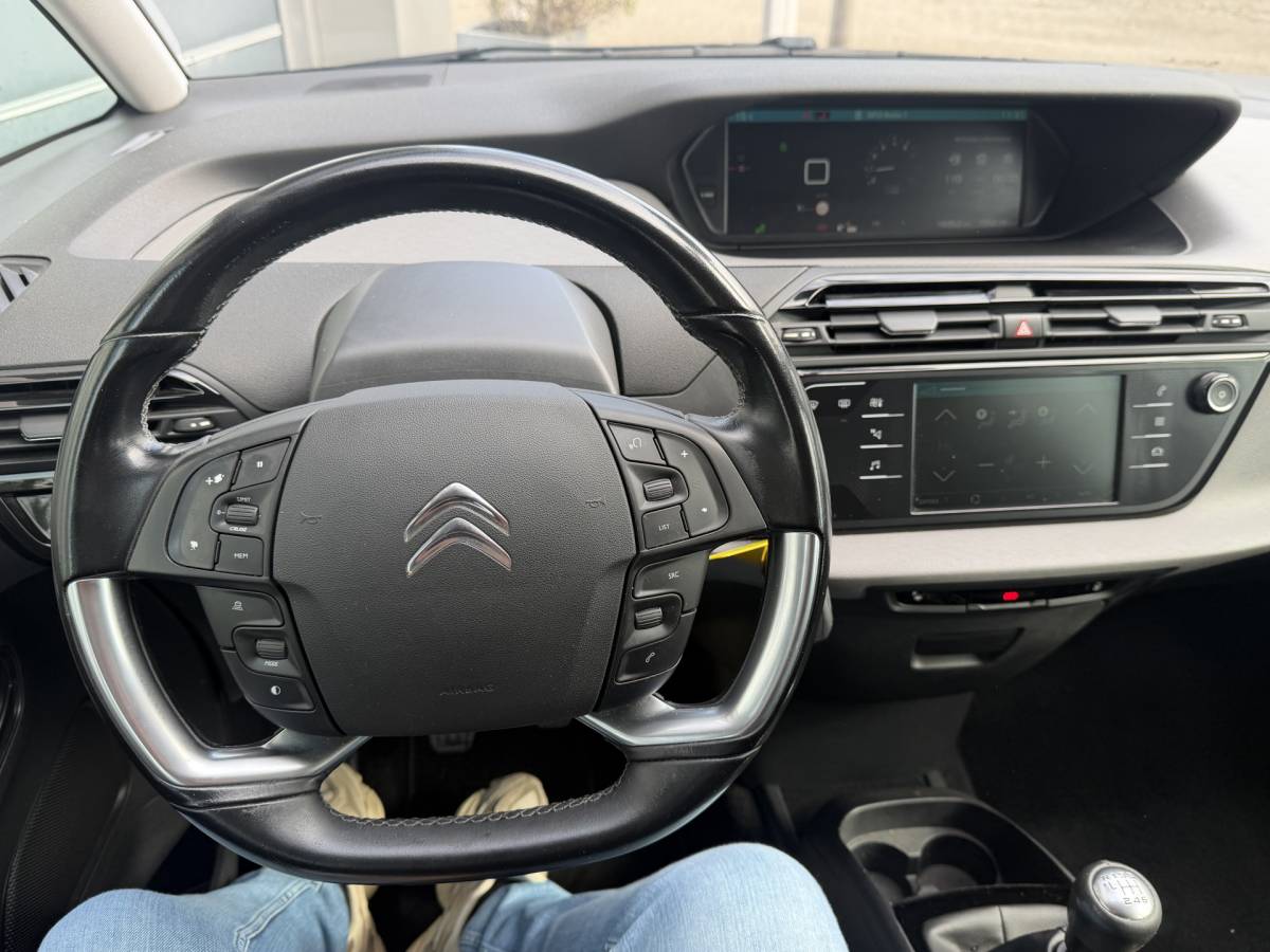 Citroën C4 Picasso Citroën C4 Picasso 1.2 PureTech Shine Bj 2017 Hoge Zit Dealer onderhouden mooie ruime auto