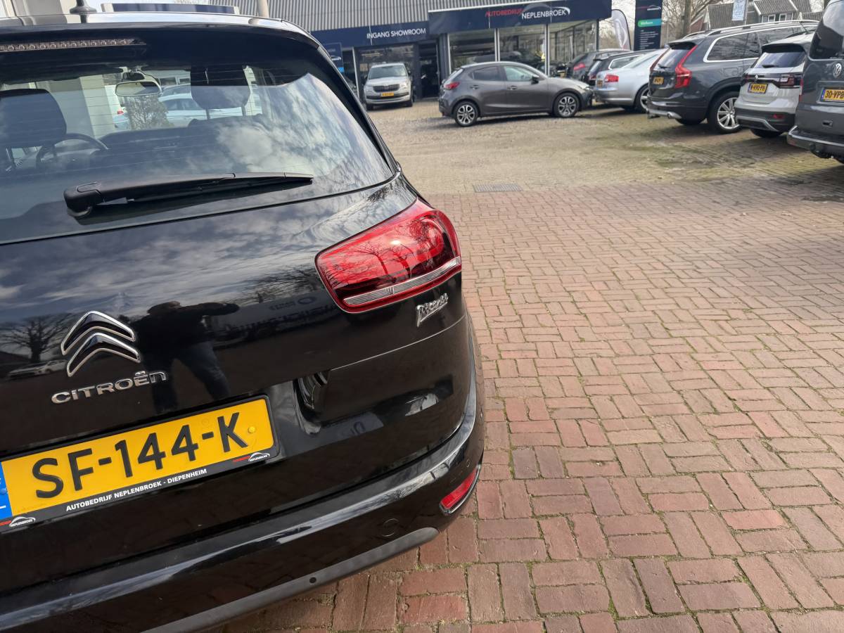 Citroën C4 Picasso Citroën C4 Picasso 1.2 PureTech Shine Bj 2017 Hoge Zit Dealer onderhouden mooie ruime auto