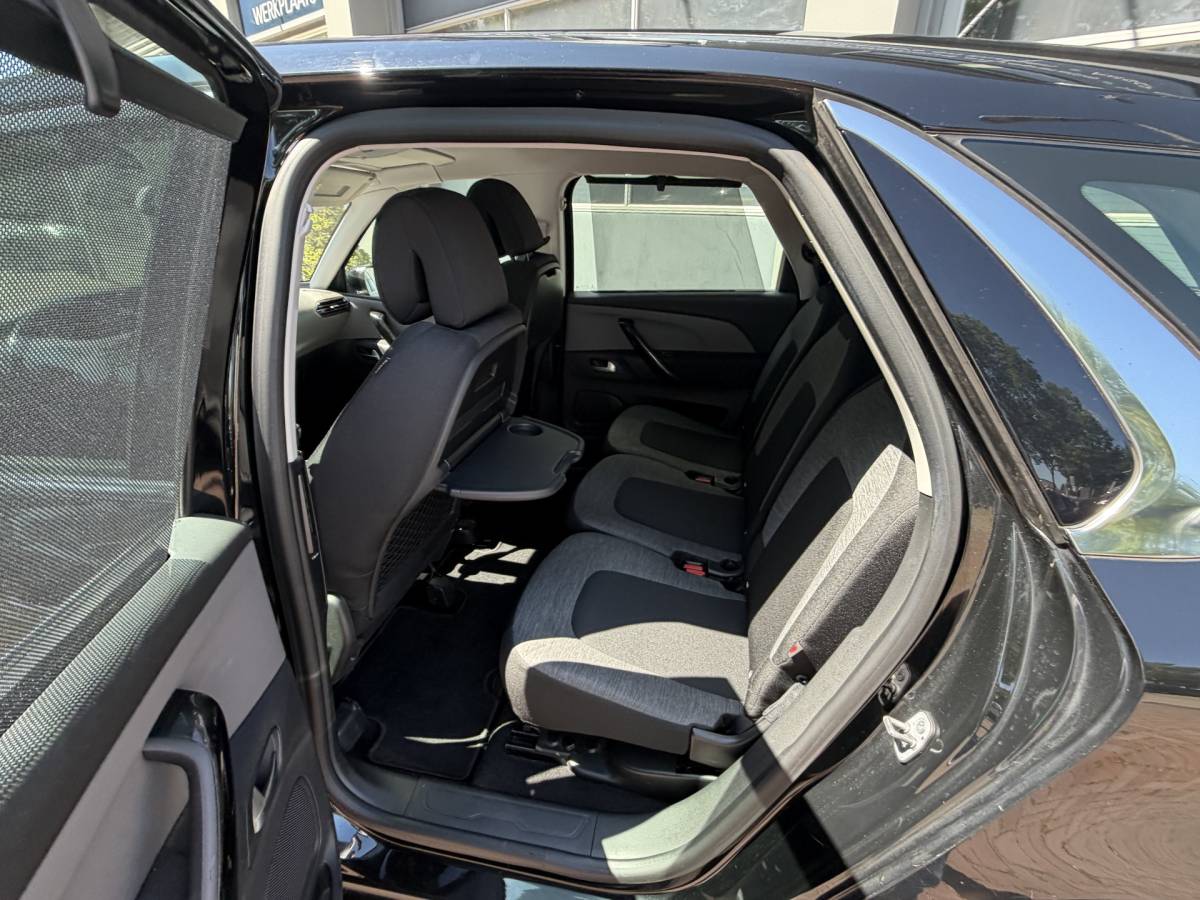 Citroën C4 Picasso Citroën C4 Picasso 1.2 PureTech Shine Bj 2017 Hoge Zit Dealer onderhouden mooie ruime auto