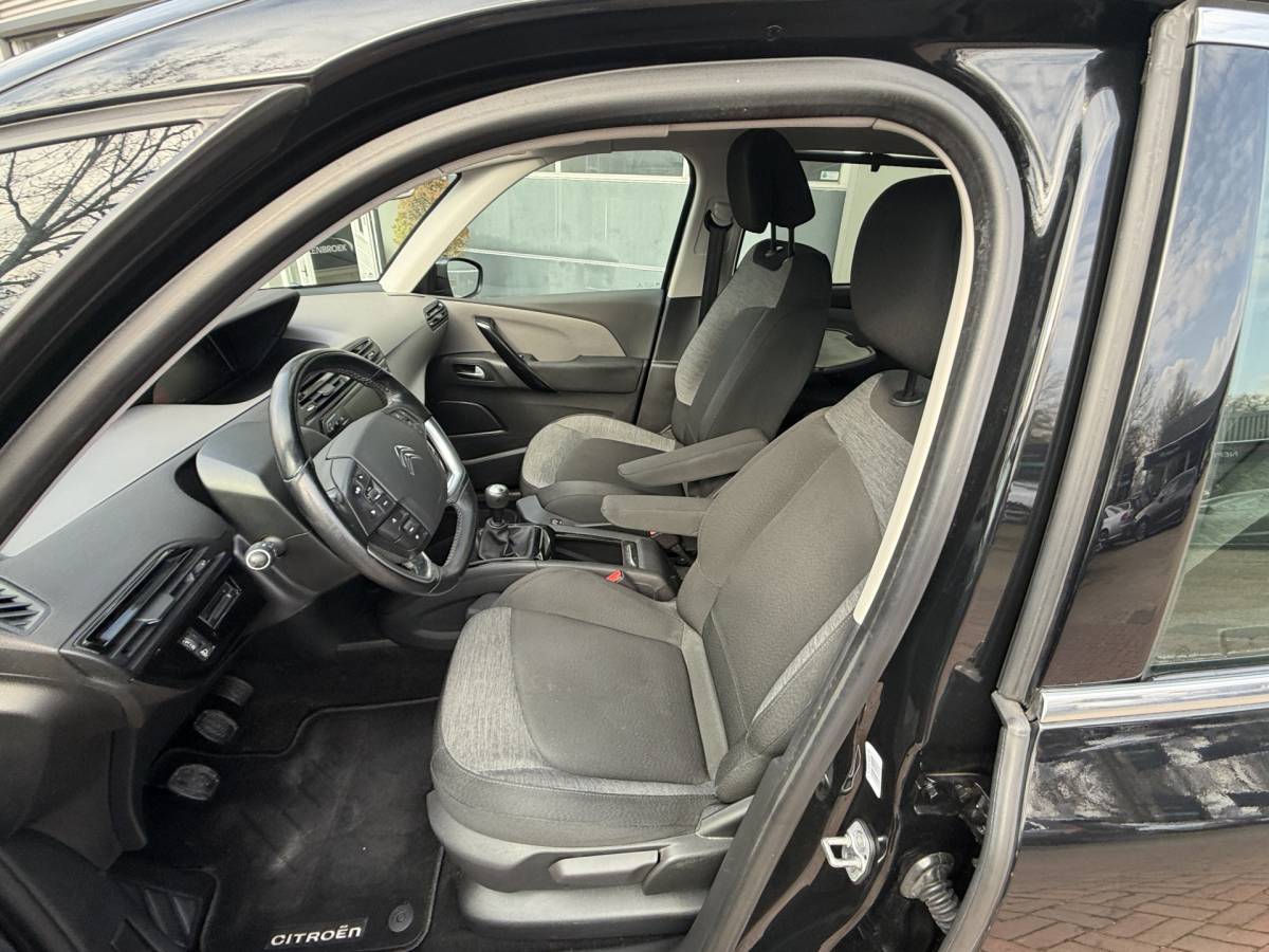 Citroën C4 Picasso Citroën C4 Picasso 1.2 PureTech Shine Bj 2017 Hoge Zit Dealer onderhouden mooie ruime auto