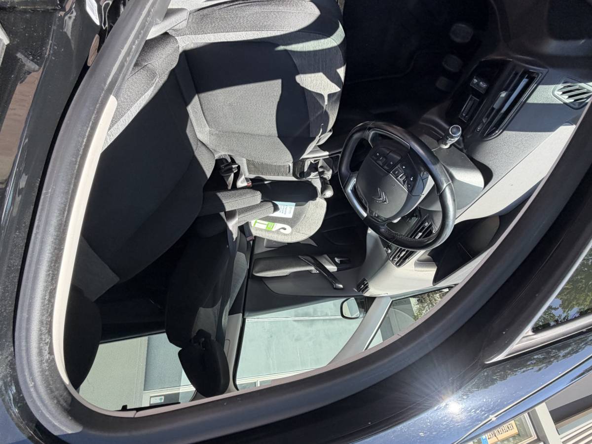 Citroën C4 Picasso Citroën C4 Picasso 1.2 PureTech Shine Bj 2017 Hoge Zit Dealer onderhouden mooie ruime auto