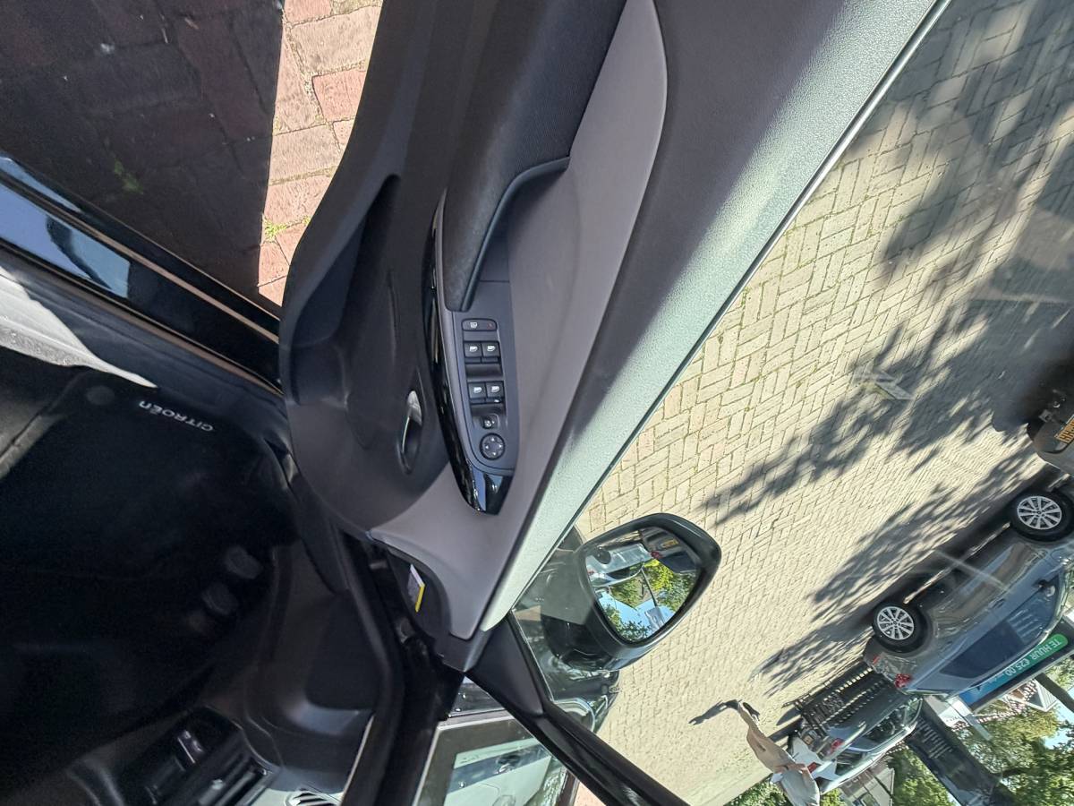 Citroën C4 Picasso Citroën C4 Picasso 1.2 PureTech Shine Bj 2017 Hoge Zit Dealer onderhouden mooie ruime auto