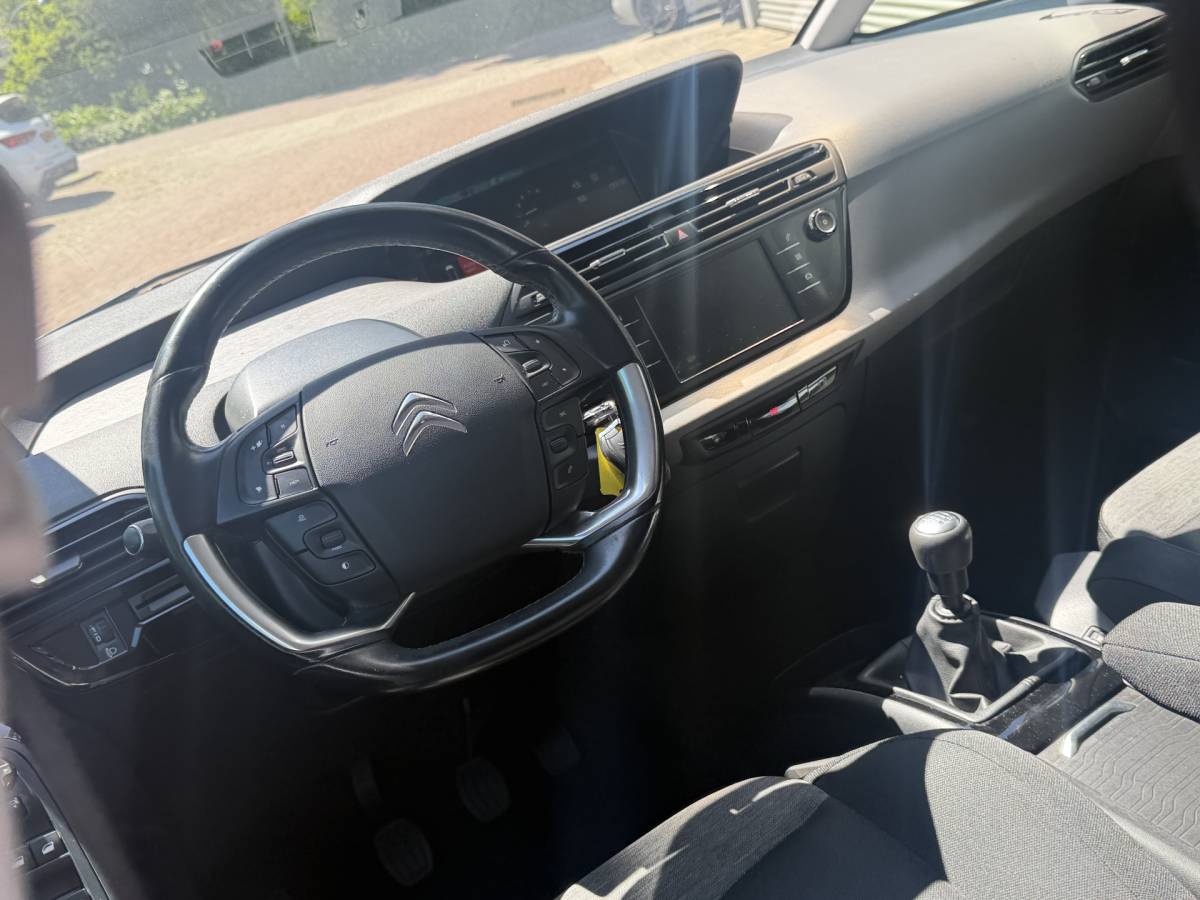 Citroën C4 Picasso Citroën C4 Picasso 1.2 PureTech Shine Bj 2017 Hoge Zit Dealer onderhouden mooie ruime auto