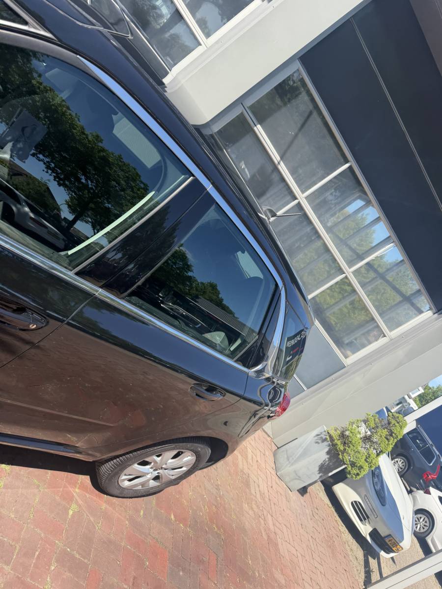 Citroën C4 Picasso Citroën C4 Picasso 1.2 PureTech Shine Bj 2017 Hoge Zit Dealer onderhouden mooie ruime auto