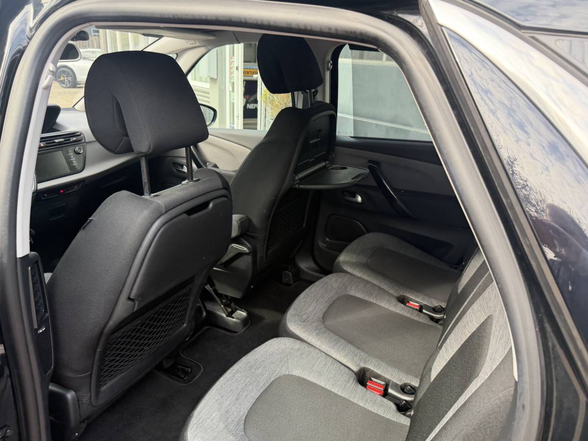 Citroën C4 Picasso Citroën C4 Picasso 1.2 PureTech Shine Bj 2017 Hoge Zit Dealer onderhouden mooie ruime auto