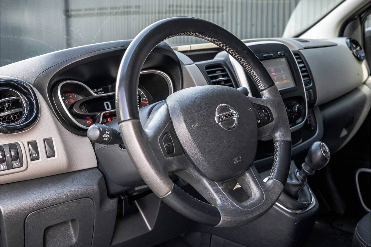 Nissan NV300 Nissan NV300 1.6 dci 125PK L2H1 | DC 6-Zits | Camera | Cruise | Airco | Trekhaak