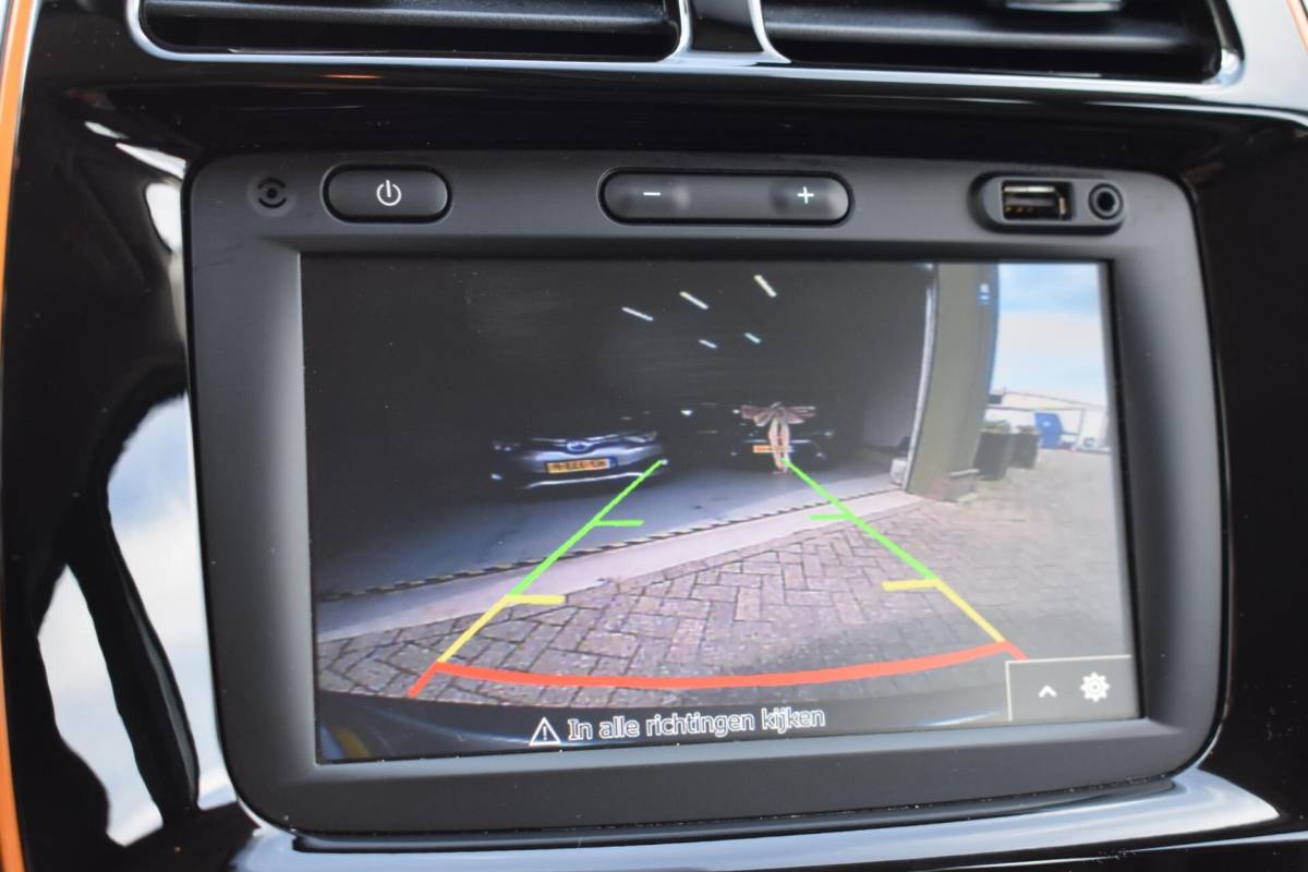 Dacia Spring Dacia Spring Expression 27 kWh | Camera | Carplay | All Season Banden |