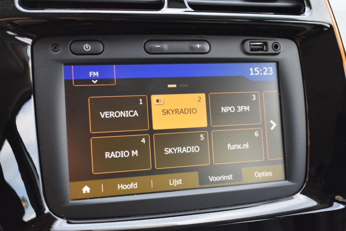Dacia Spring Dacia Spring Expression 27 kWh | Camera | Carplay | All Season Banden |